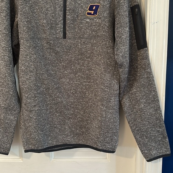 NWOT Men’s Antigua Charcoal Gray Chase Elliott #9 NASCAR Cup Series Pullover - Picture 3 of 10